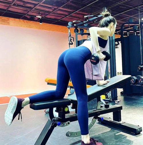 從校園女神到商界精英 章澤天如何代表丈夫嚴(yán)選投資項(xiàng)目，成為獨(dú)當(dāng)一面的企業(yè)家